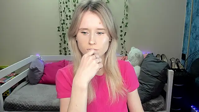 Snapshot of _adel_brooks_ chatting on September 11, 2025, 6:30 pm  adel brooks  online show from September 11, 2025, 6:30 pm