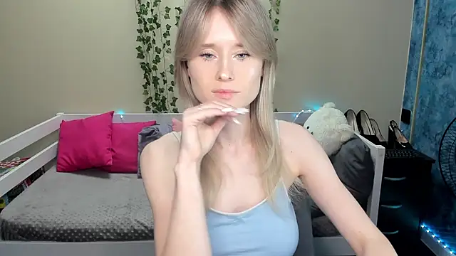 Snapshot of _adel_brooks_ chatting on September 28, 2025, 6:24 pm  adel brooks  online show from September 28, 2025, 6:24 pm