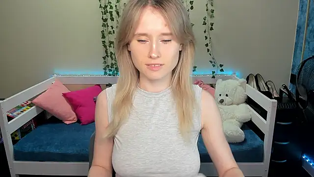 Snapshot of _adel_brooks_ chatting on October 7, 2025, 6:27 pm  adel brooks  online show from October 7, 2025, 6:27 pm