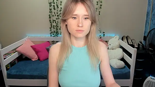 Snapshot of _adel_brooks_ chatting on October 8, 2025, 6:38 pm  adel brooks  online show from October 8, 2025, 6:38 pm