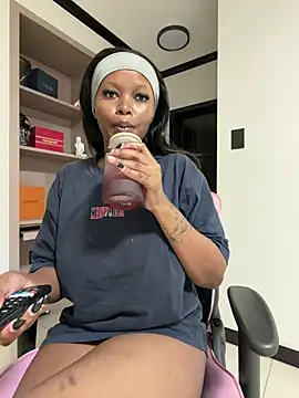 Neelo-Smith online show from May 6, 2026, 4:08 am