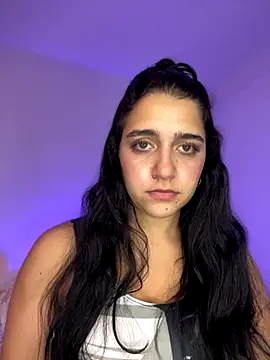 Alicia Ruiz online show from September 15, 2025, 6:08 pm