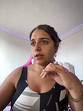 Alicia Ruiz online show from July 1, 2026, 8:08 pm