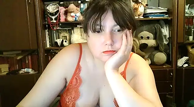 CarrieQPeach online show from December 12, 2024, 7:04 pm