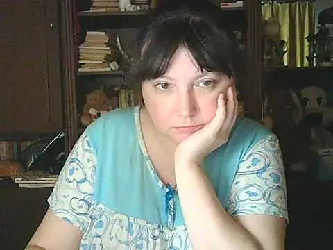 CarrieQPeach online show from May 2, 2026, 8:14 pm