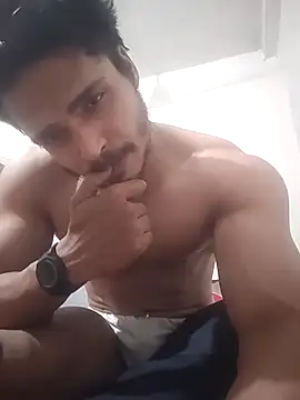 Snapshot of rounakhunk chatting on June 2, 2026, 6:54 pm rounakhunk online show from June 2, 2026, 6:54 pm