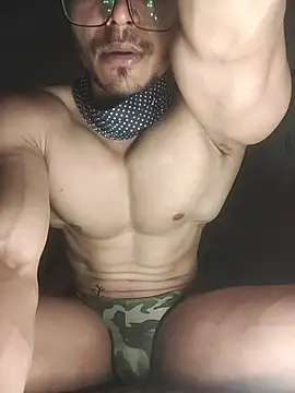 Snapshot of rounakhunk chatting on July 6, 2026, 6:43 pm rounakhunk online show from July 6, 2026, 6:43 pm