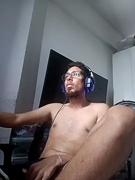 Snapshot of Mateusoliver7 chatting on March 4, 2026, 11:49 am Mateusoliver7 online show from March 4, 2026, 11:49 am