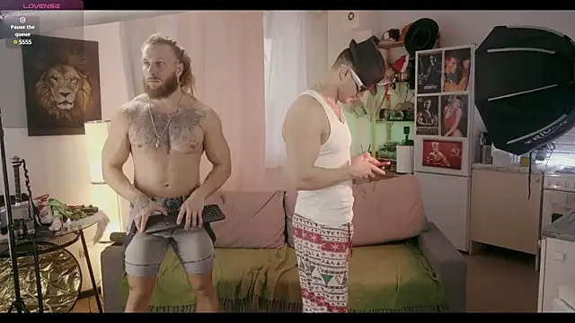 Snapshot of rusbigpaul chatting on February 2, 2025, 12:02 pm rusbigpaul online show from February 2, 2025, 12:02 pm