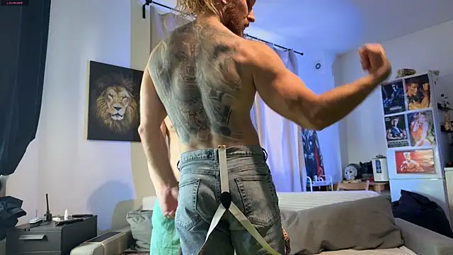 rusbigpaul online show from April 22, 2026, 6:27 am