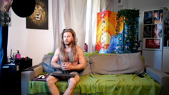 rusbigpaul online show from June 7, 2026, 6:28 am