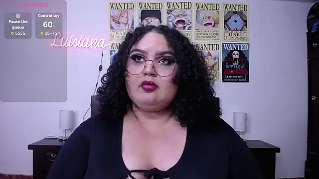 luisianacoxx online show from September 16, 2025, 2:45 am