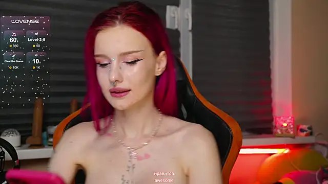 Snapshot of BlueCherryy chatting on September 22, 2025, 6:43 pm BlueCherryy online show from September 22, 2025, 6:43 pm