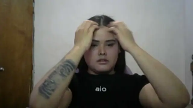 Snapshot of antonellasex1998 chatting on October 28, 2025, 1:42 am antonellasex1998 online show from October 28, 2025, 1:42 am