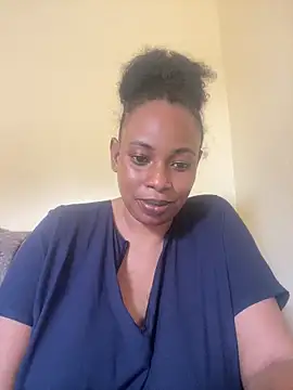 Snapshot of fat_creamy_pus chatting on October 31, 2025, 12:28 pm fat creamy pus online show from October 31, 2025, 12:28 pm