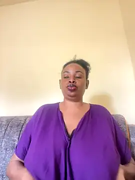 Snapshot of fat_creamy_pus chatting on November 1, 2025, 10:39 am fat creamy pus online show from November 1, 2025, 10:39 am