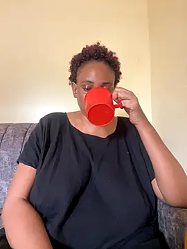 Snapshot of fat_creamy_pus chatting on November 11, 2025, 9:31 am fat creamy pus online show from November 11, 2025, 9:31 am