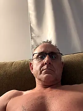 Snapshot of Trey100379100379 chatting on September 21, 2025, 8:38 am Trey100379100379 online show from September 21, 2025, 8:38 am