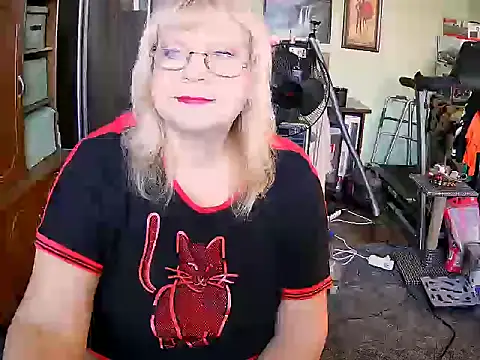 LOLA8888 online show from September 26, 2025, 11:14 am