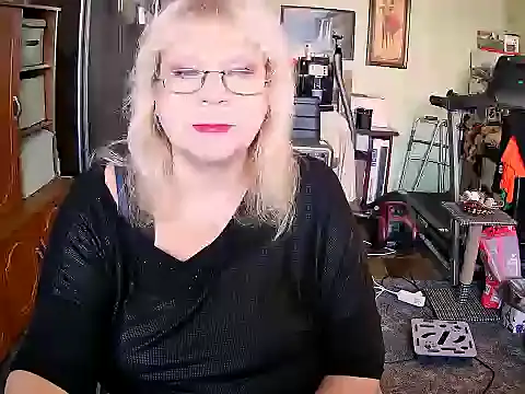 LOLA8888 online show from September 27, 2025, 11:15 am