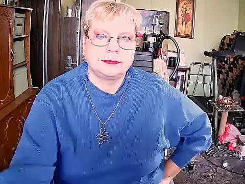 LOLA8888 online show from October 14, 2025, 10:38 am