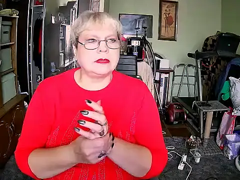 LOLA8888 online show from November 9, 2025, 12:03 pm