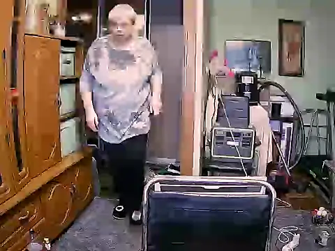 LOLA8888 online show from November 11, 2025, 11:43 am