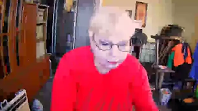 LOLA8888 online show from February 10, 2026, 12:42 pm