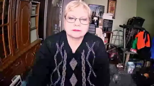 LOLA8888 online show from February 14, 2026, 11:40 am