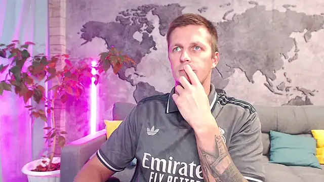 VikingChrisss online show from November 1, 2025, 11:12 am