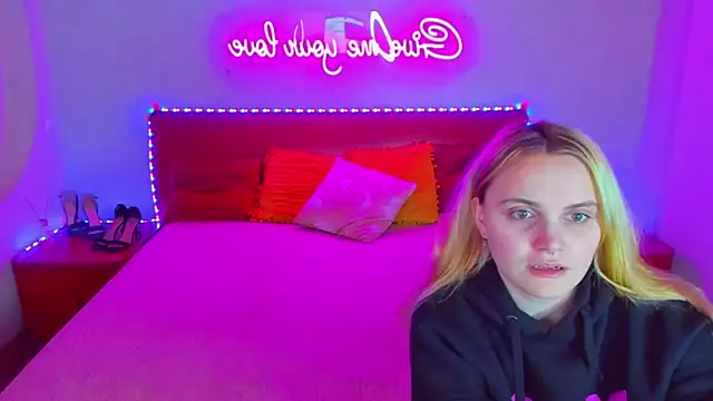 MagicEyess online show from December 12, 2024, 7:19 am