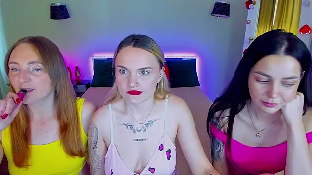 Snapshot of MagicEyess chatting on June 18, 2026, 8:47 am MagicEyess online show from June 18, 2026, 8:47 am