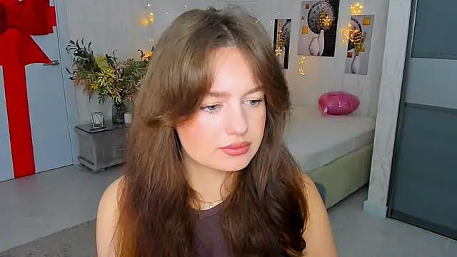 Snapshot of MiracleCurly chatting on March 6, 2025, 4:17 pm MiracleCurly online show from March 6, 2025, 4:17 pm