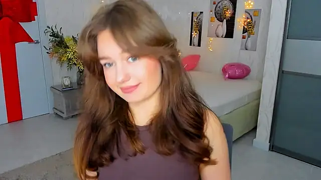 Snapshot of MiracleCurly chatting on March 6, 2025, 7:21 pm MiracleCurly online show from March 6, 2025, 7:21 pm