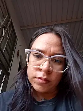 Snapshot of Cristel_Shop chatting on October 15, 2025, 9:04 pm Cristel Shop online show from October 15, 2025, 9:04 pm