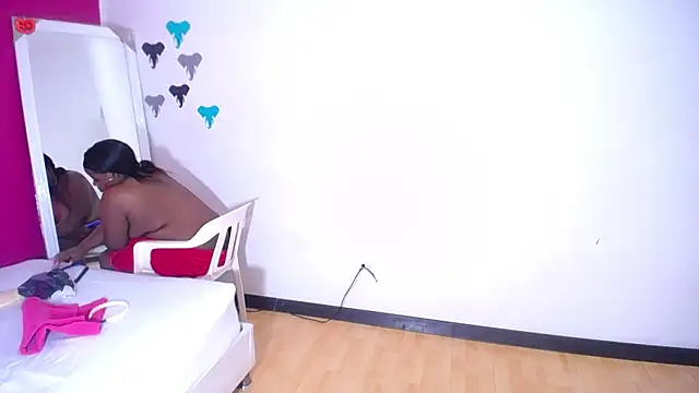 cock whisperer69  online show from February 13, 2025, 1:48 pm