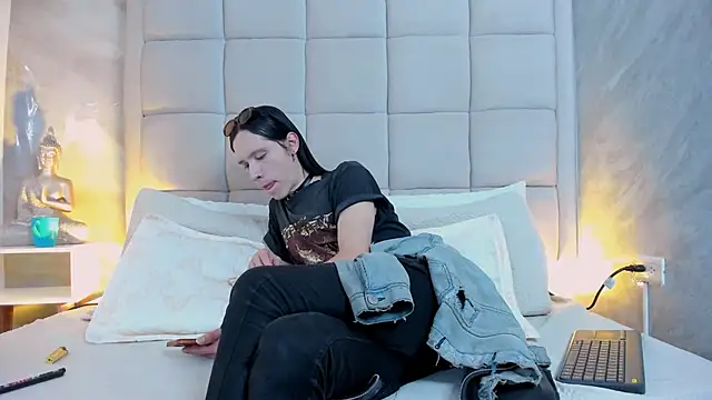 Hecatee 77 online show from October 20, 2025, 7:58 pm