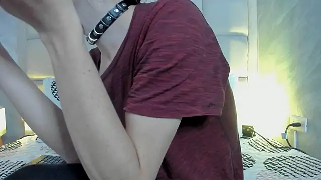 Hecatee 77 online show from February 12, 2026, 7:53 pm