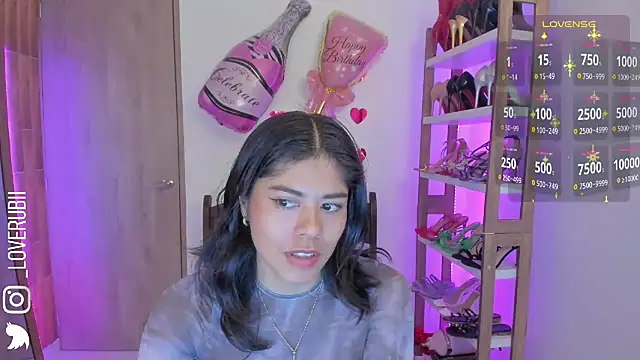 loverubii online show from February 20, 2026, 5:04 am