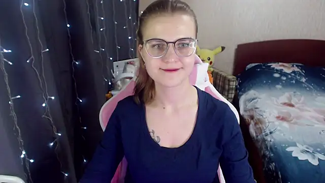 MissBrightShine online show from January 7, 2025, 3:44 pm