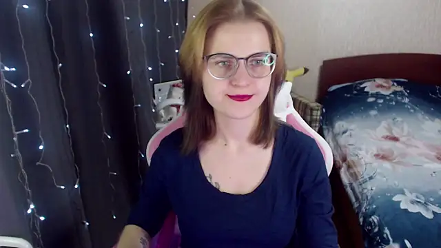 MissBrightShine online show from January 8, 2025, 9:53 am