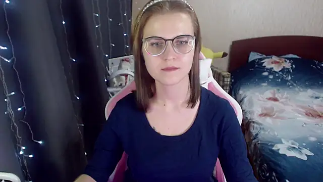 MissBrightShine online show from January 9, 2025, 4:06 pm