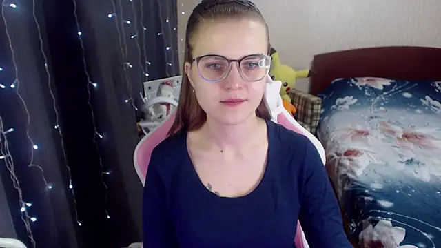 MissBrightShine online show from January 10, 2025, 9:34 am
