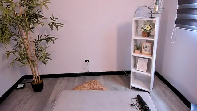  aish a  online show from September 22, 2025, 7:05 pm