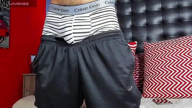 steffanxxll online show from May 8, 2026, 2:44 pm