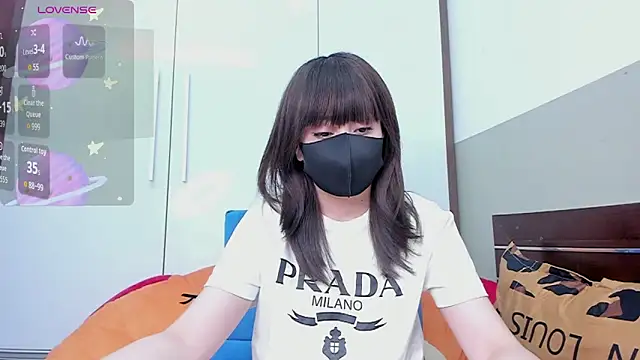 Snapshot of alonelove__ chatting on September 10, 2025, 2:33 am alonelove online show from September 10, 2025, 2:33 am