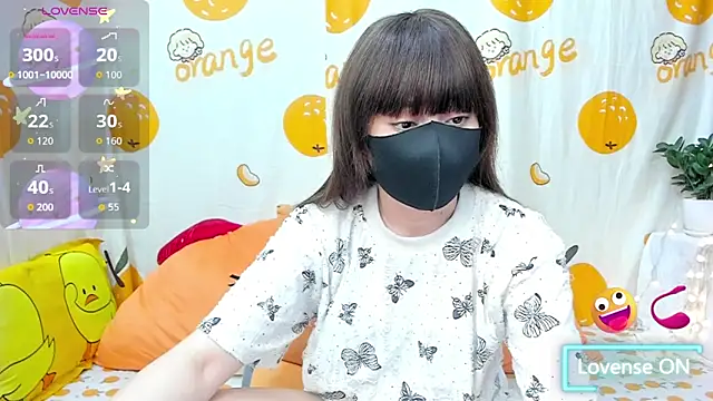 Snapshot of alonelove__ chatting on April 17, 2026, 2:25 am alonelove online show from April 17, 2026, 2:25 am
