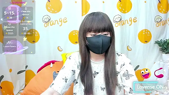 Snapshot of alonelove__ chatting on May 3, 2026, 2:28 am alonelove online show from May 3, 2026, 2:28 am