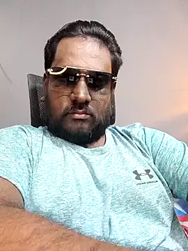 Rayansmith  online show from January 24, 2025, 4:28 pm