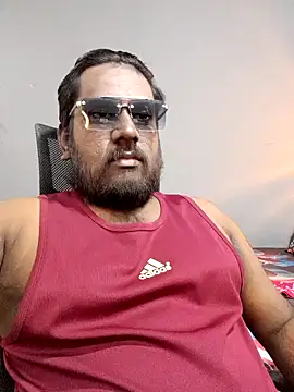 Rayansmith  online show from January 29, 2025, 4:58 am